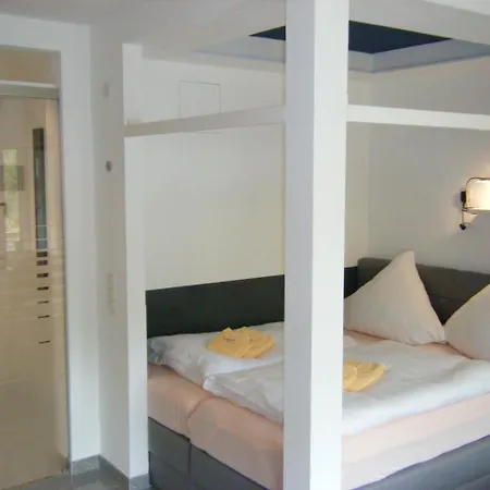 Wiethegers Gaestehaus Centrum Ii * וילינגן